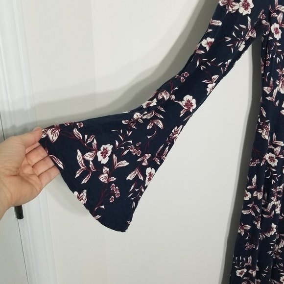 George NEW Blue Burgundy Floral Print A-Line Long Bell Sleeve Dress Size XS NWT - Picture 3 of 9